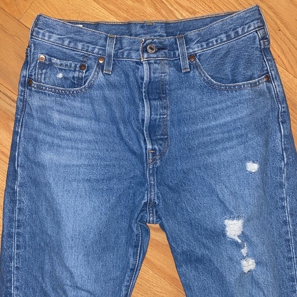 Levi’s 501 Original Fit Button Fly Distressed Jeans size 29x30, EUC - Picture 7 of 13